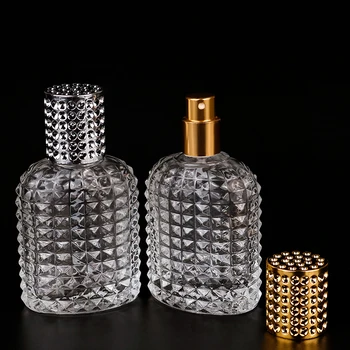1Darab 30ml 50 ml-es utazási hordozható átlátszó üveg parfüm porlasztó kozmetikai tartály Mini üres permetező szivattyú palack