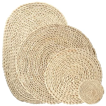 2DB Természetes kukoricahéj szőtt tányéralátét sűrített hőszigetelés tea alátét asztali szőnyeg rakott szőnyeg csúszásmentes szőnyeg