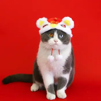Aranyos kisállat kalap Kínai stílusú rajzfilm design Plüss kisállat kalap puha meleg oroszlán táncos kalap kutyáknak Macskák újévi ünnepségre Kisállat kalap