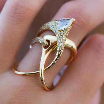 Női gyűrűk Luxus arany színű gyűrű Boszorkány gyűrű szuper klassz kiegészítők Twist tekercselő női ékszerek Személyiség gyűrűk ékszerek